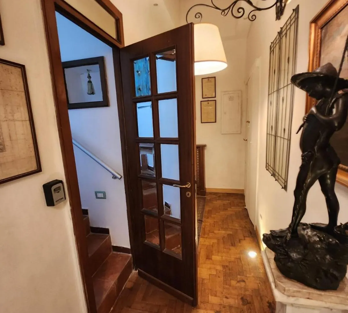 Homestay La Nobildonna Locazione Breve Apartment Naples