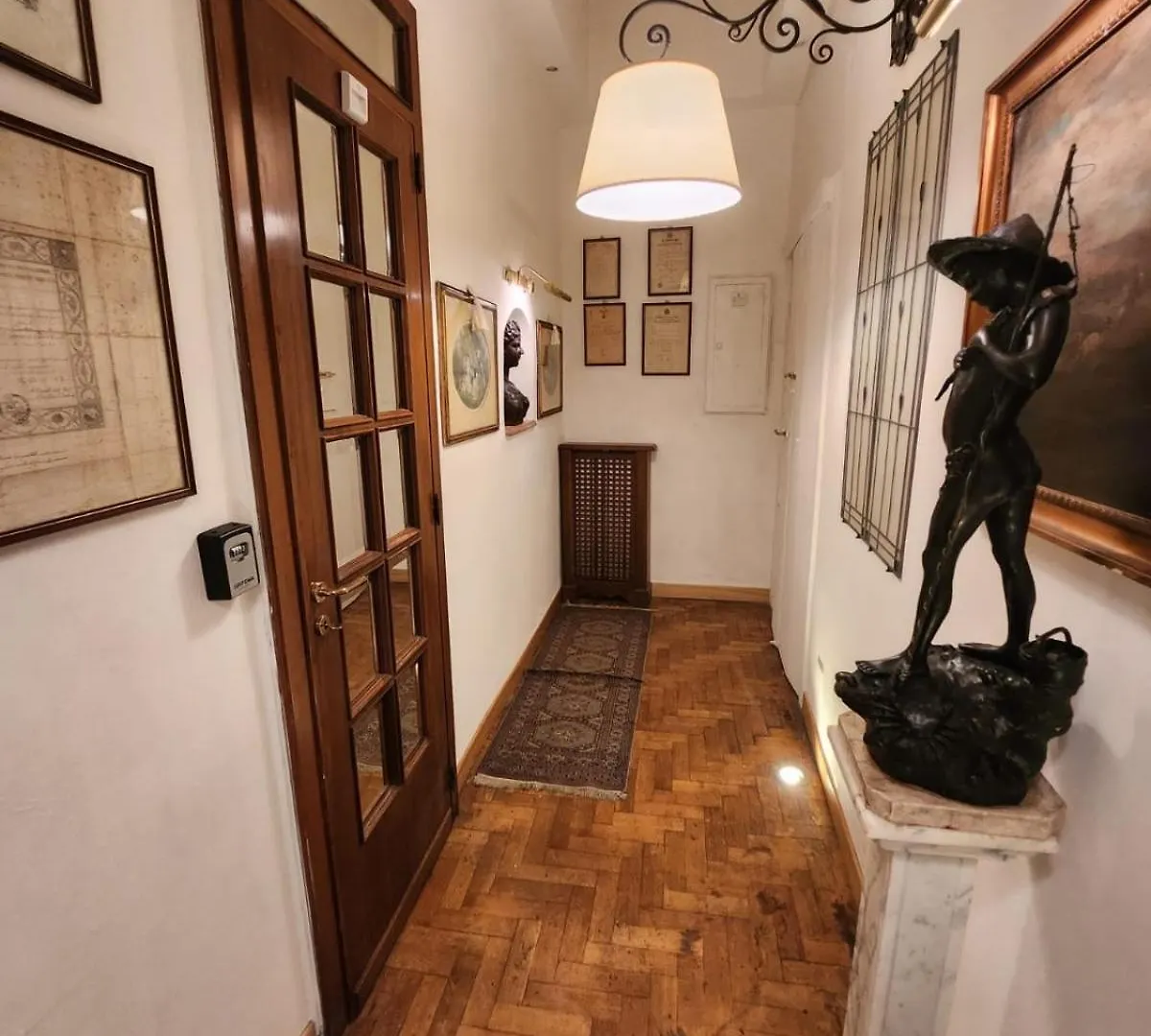 Homestay La Nobildonna Locazione Breve Apartment Naples